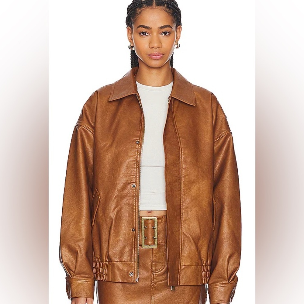 Lioness Kenny Bomber in Tan